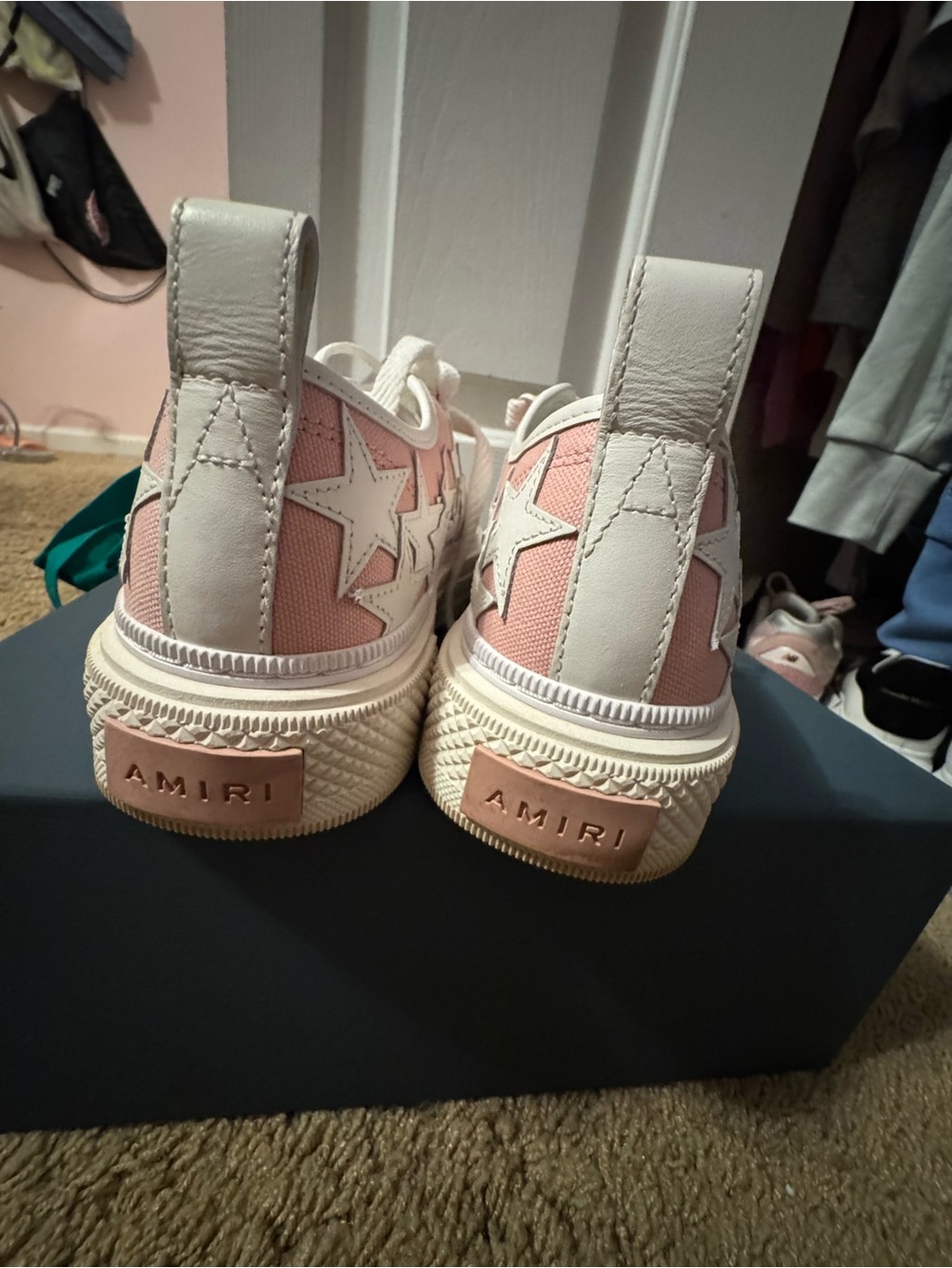 AMIRI Pink and White Star-Embellished Low Top Sneakers - Picture 5 of 11